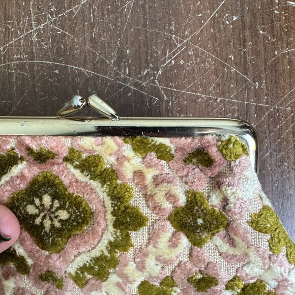 Vintage‎ Flower Tapestry White Pink And Brown Chain Strap Purse Made In Japan - Picture 4 of 9